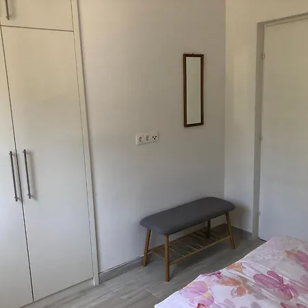 Mit Gruenem Garten Und Meerblick By Interhome Hébergement de vacances Šilo